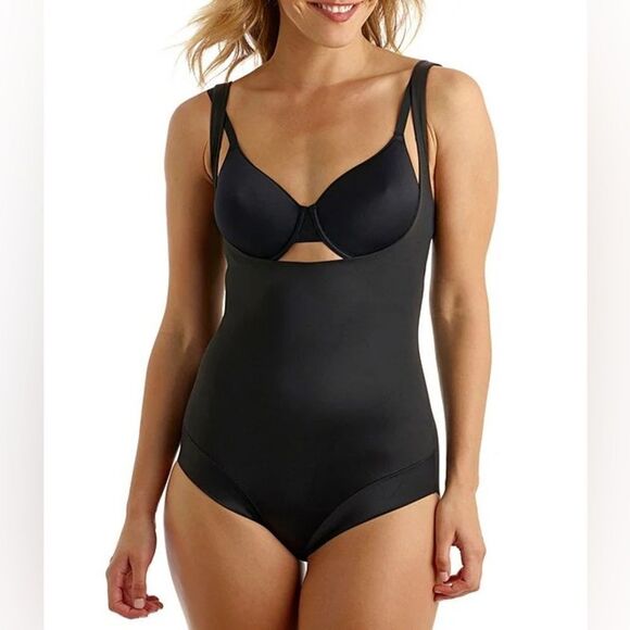 TC Fine Shapewear Shape Away Torsette Bodybriefer Black - Picture 1 of 6
